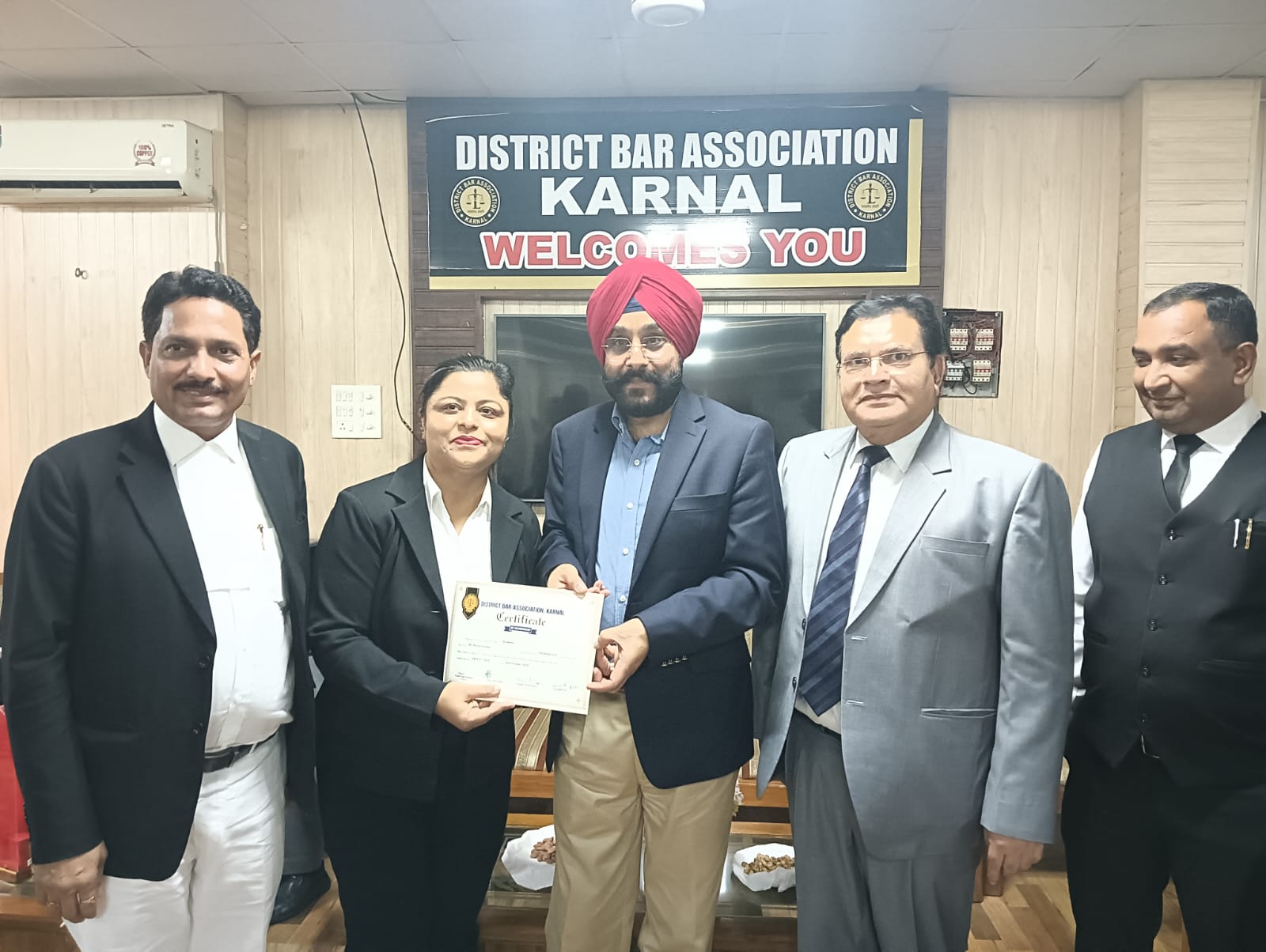 Judge Harsimran Singh Sethi visited the District Judicial Complex and reviewed the arrangements.